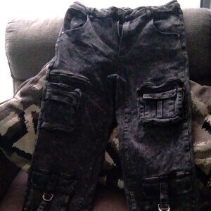 Fashion Nova_Grey acid washed cargo jeans